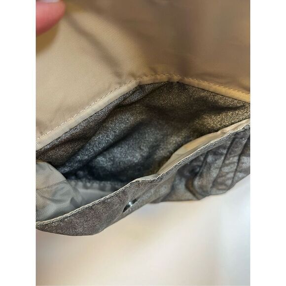 Kipling Crossbody Removable Strap Grab Handle Silver Grey Bag w Roger Monkey EUC - Picture 9 of 16